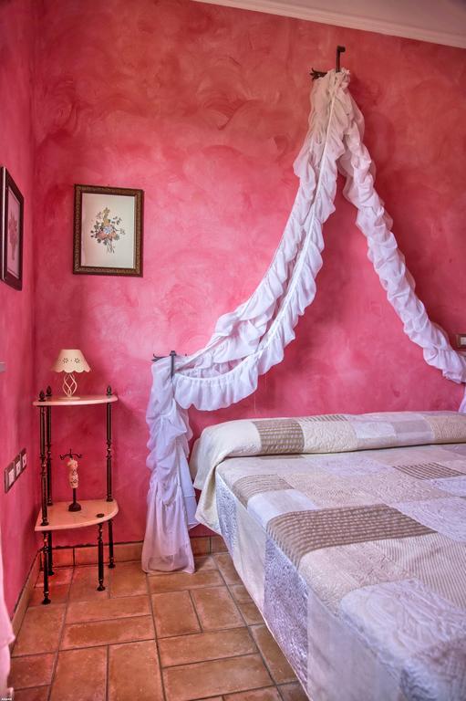 La Rupe Del Falco Monteciccardo Dış mekan fotoğraf